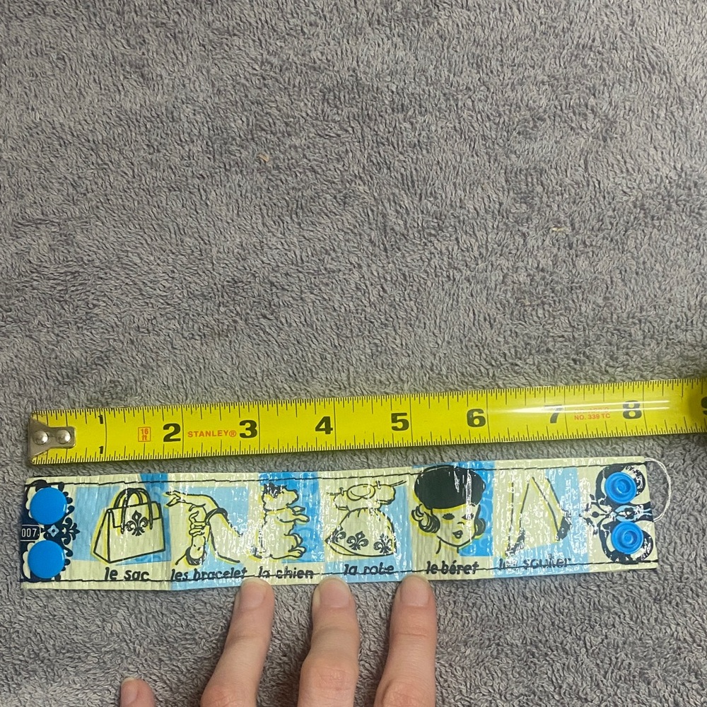 🌵Unique adorable french bracelet that buttons closed! - Picture 3 of 4